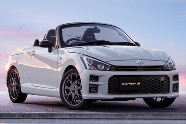 GR SPORT(5MT)