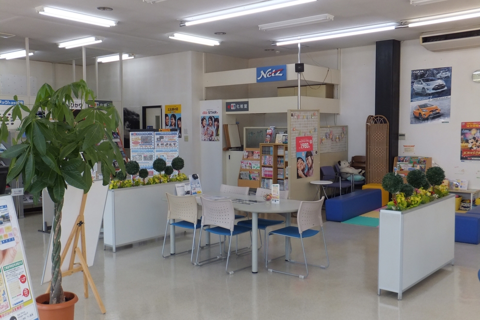 六日町店 ショールームa