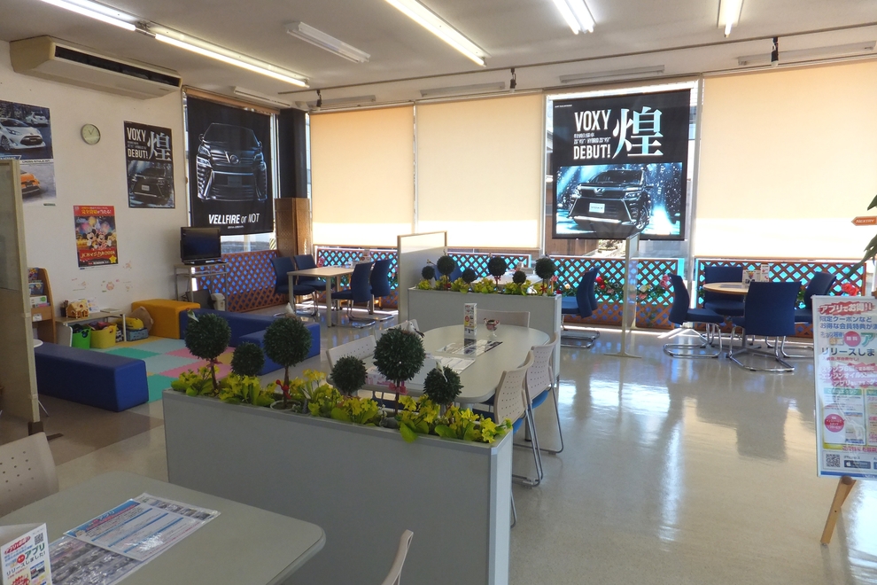 六日町店 ショールームb